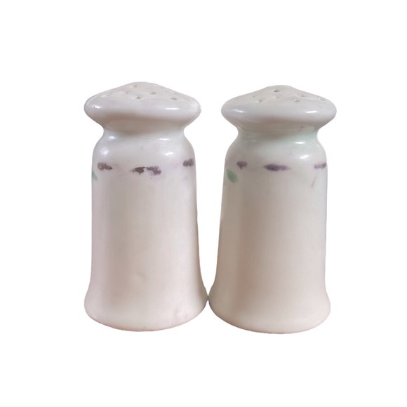 VINTAGE➕Bavaria Favorite Salt & Pepper Shakers - Picture 2 of 5